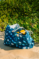 Load image into Gallery viewer, Whale Shark Weekender Beach Bag
